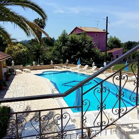 Fondas Lägenhet Roda (Corfu)